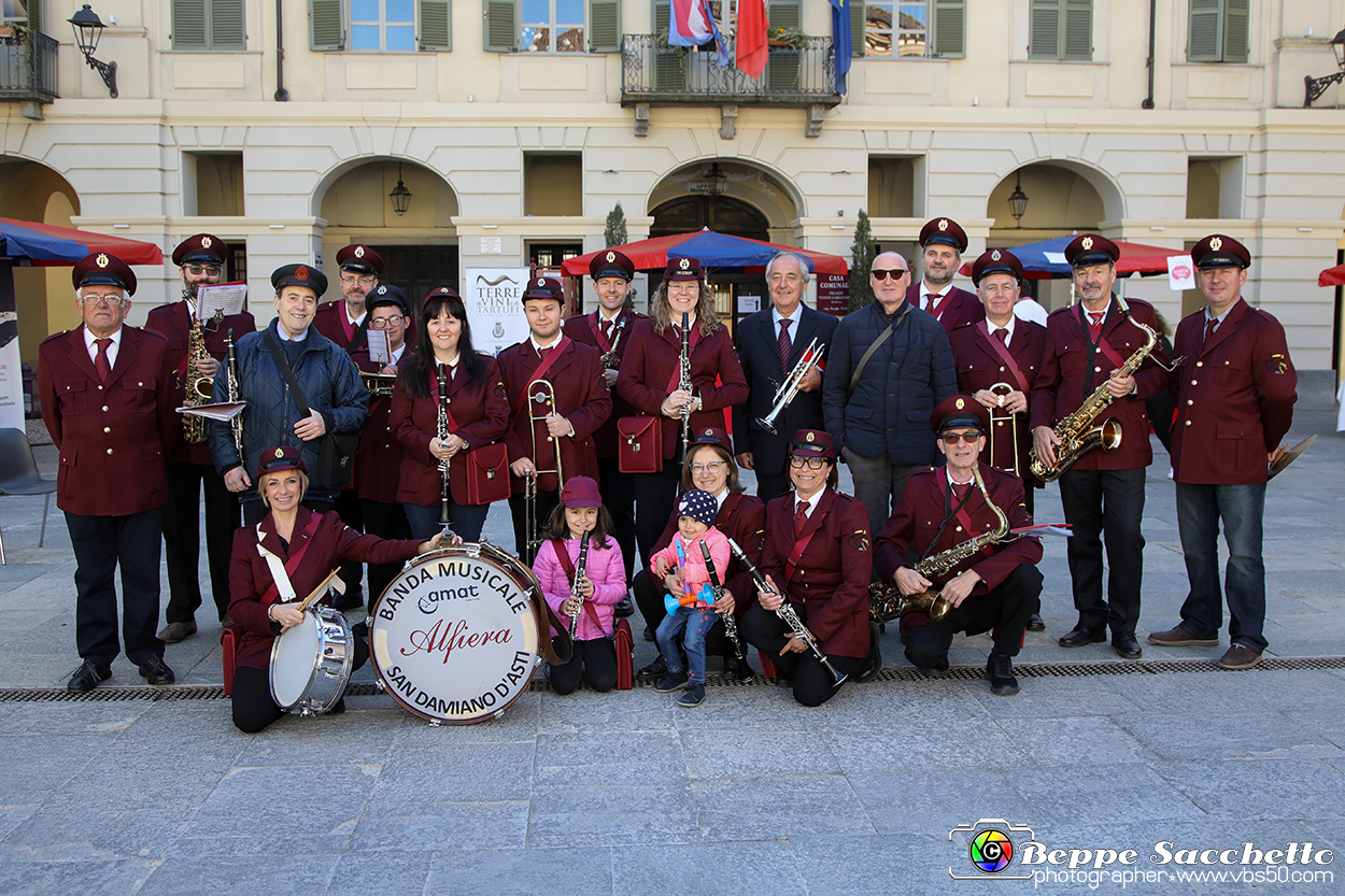 VBS_6712 - Fiera Storica di San Giuseppe 2024 - Alla Corte del Vino Barbera...la Salsiccia di Bra.jpg